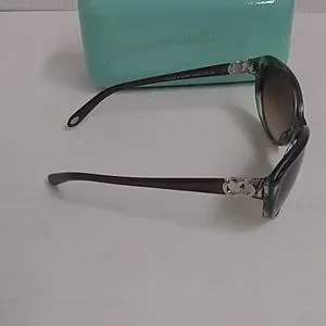 Tiffany woman sunglasses TF 4045 cat eye s-l400.jpg main image 2